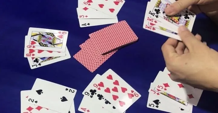 Chia bài Liêng bịp hiệu quả